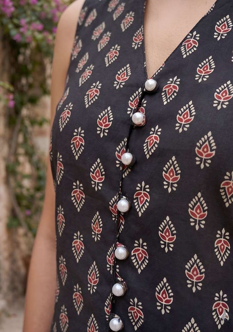 Black Printed Cotton Short Kurta - Indya