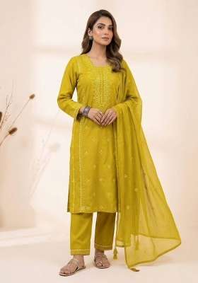 Perrot Embroidery Roman Kurta Set