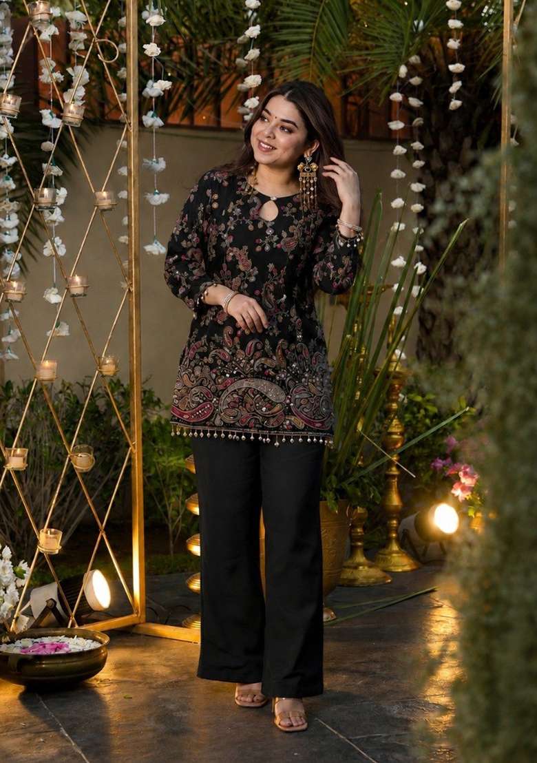 Black Embroidery Crepe Kurta Set - Indya