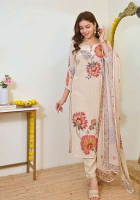 Off White Embroidery Muslin Kurta Set