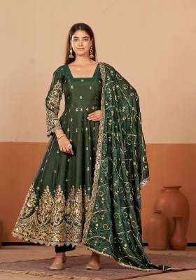 Green Embroidery Silk Gown Set