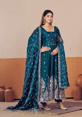 Rama Embroidery Silk Gown Set
