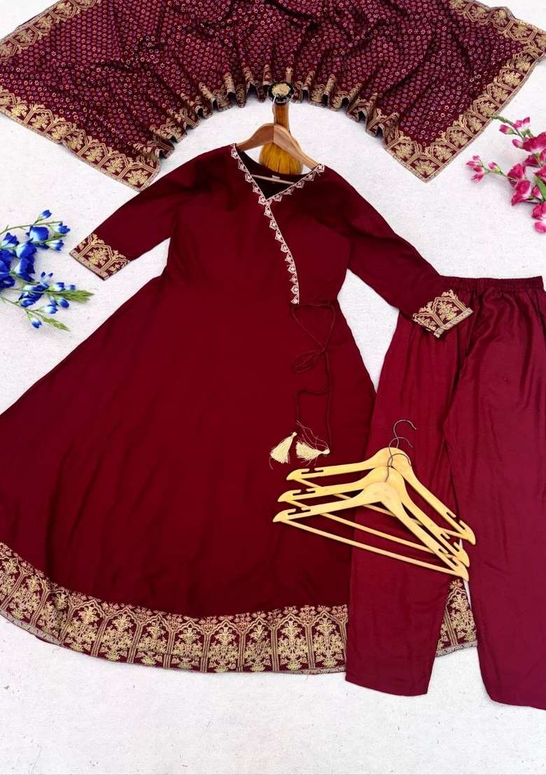 Maroon Embroidery Rayon Kurta Set - Indya