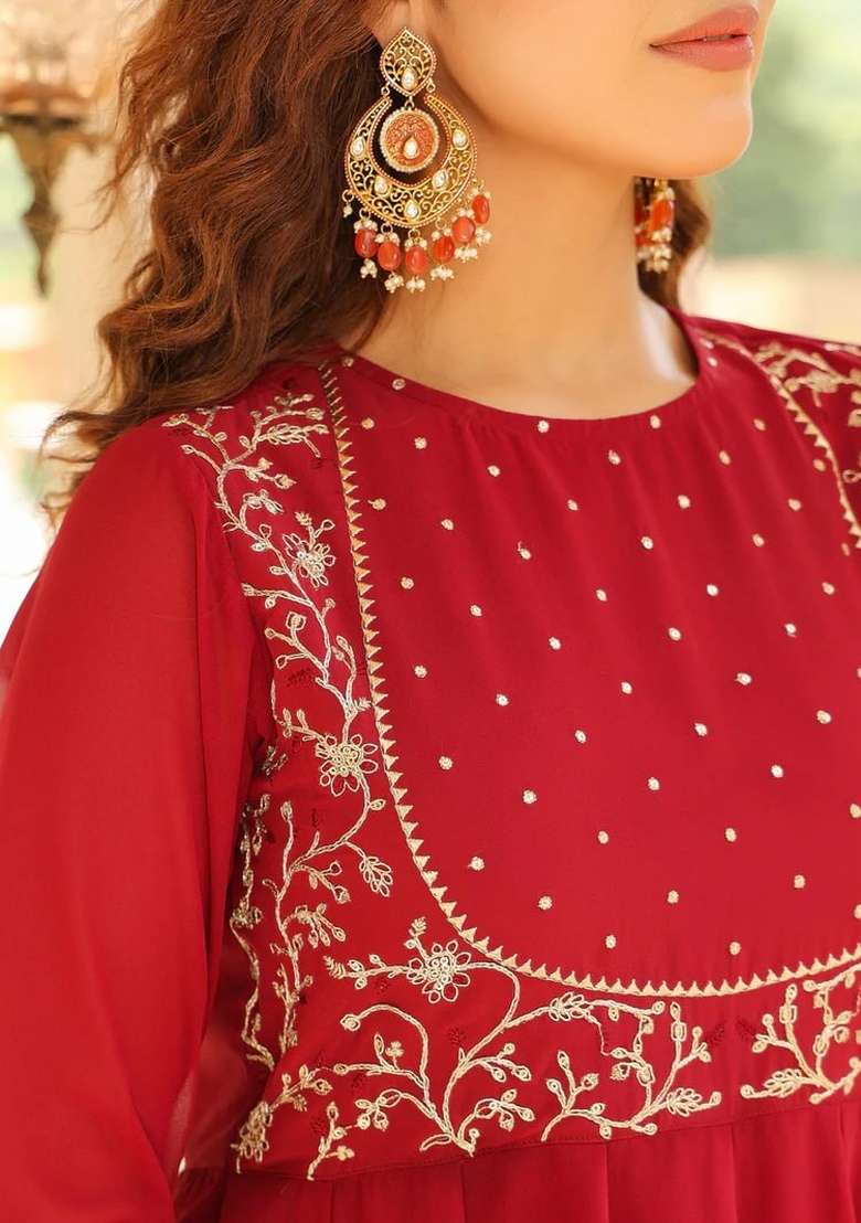 Red Embroidery Georgette Kurta Set - Indya