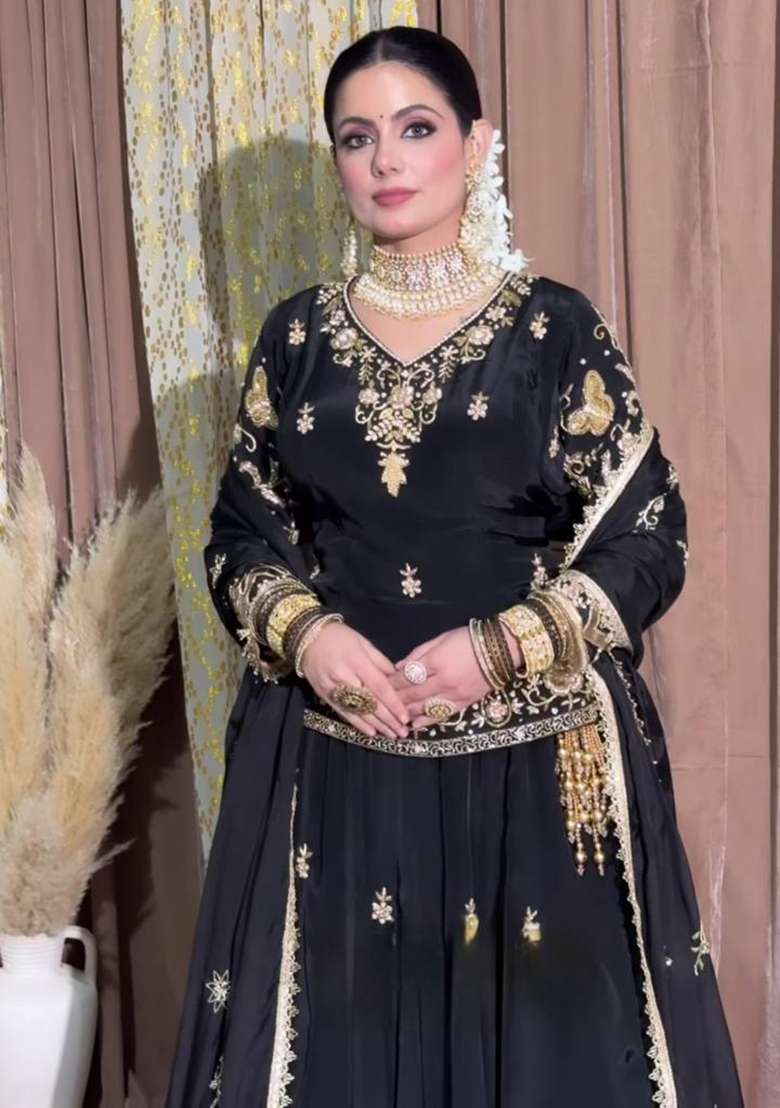 Black Embroidery Crepe Kurta Set - Indya