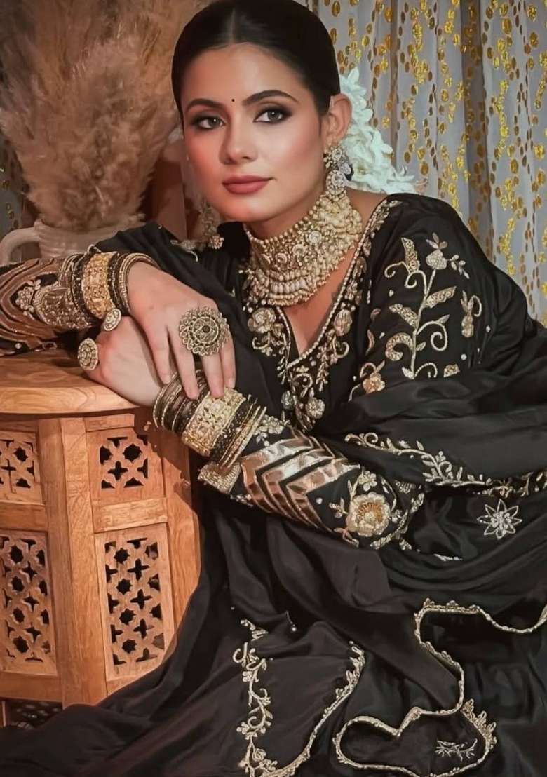 Black Embroidery Crepe Kurta Set - Indya