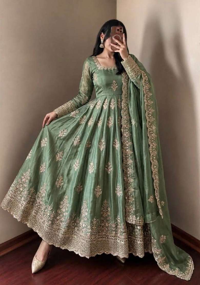 Pista Embroidery Fendi Gown Set - Indya