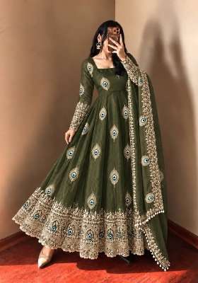 Mehendi Embroidery Fendi Gown Set