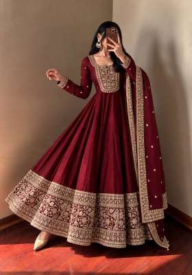 Maroon Embroidery Roman Gown Set
