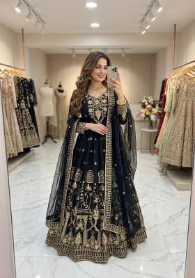 Black Embroidery Georgette Gown Set
