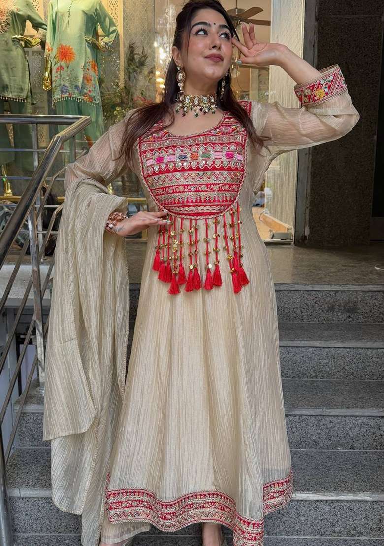 Cream Embroidery Silk Kurta Set - Indya