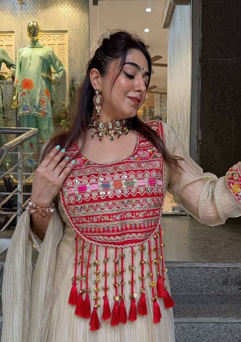 Cream Embroidery Silk Kurta Set - Indya