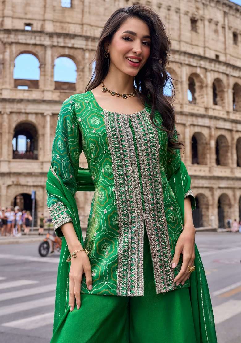 Green Embroidered Chinon Kurta Set - Indya