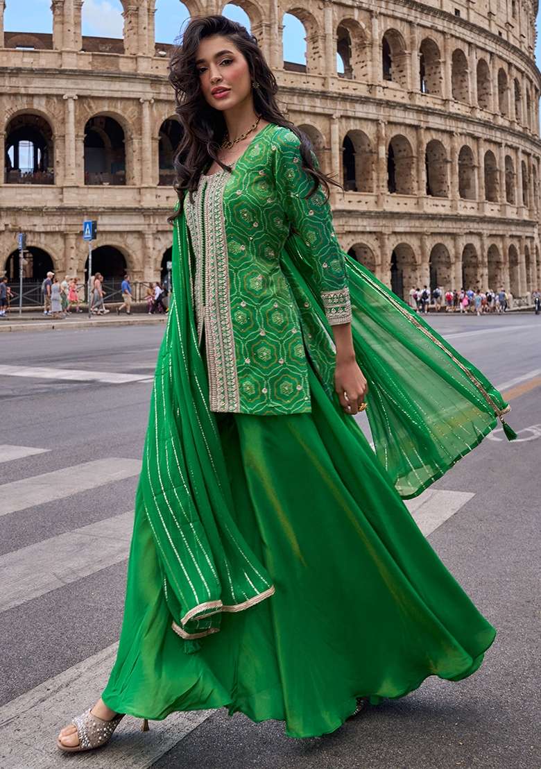 Green Embroidered Chinon Kurta Set - Indya