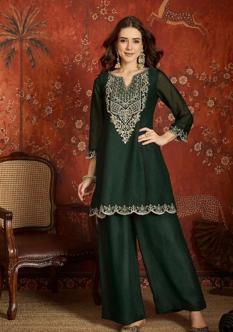 Deep Emerald Green Embroidered Silk Kurta Set - Indya