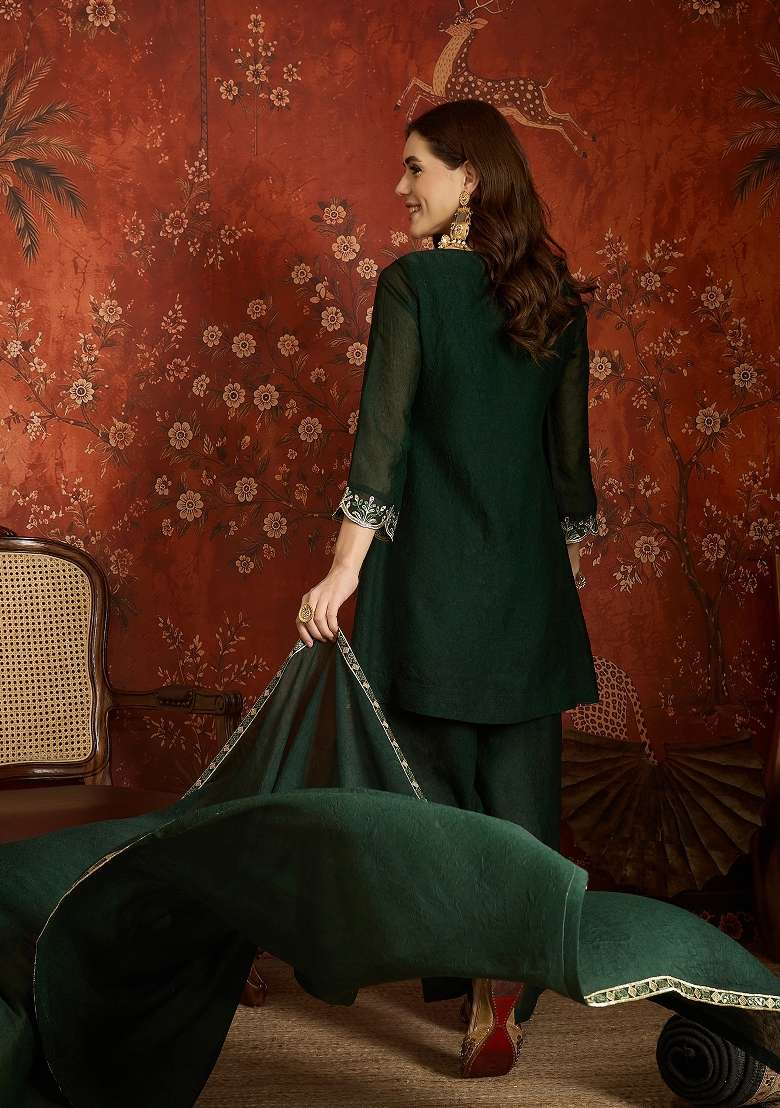 Deep Emerald Green Embroidered Silk Kurta Set - Indya