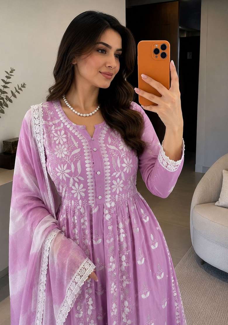Pastel Lilac Embroidered Rayon Kurta Set - Indya