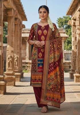 Maroon Printed Chinon Kurta Set