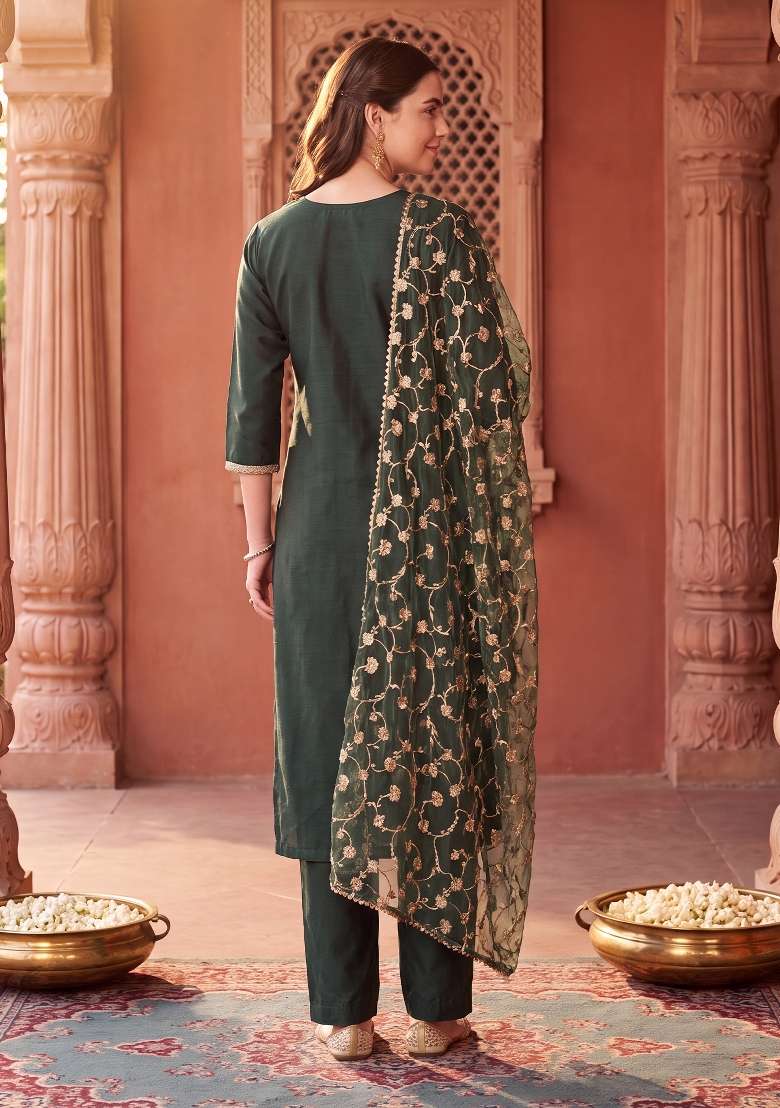 Green Embroidery Liva Kurta Set - Indya