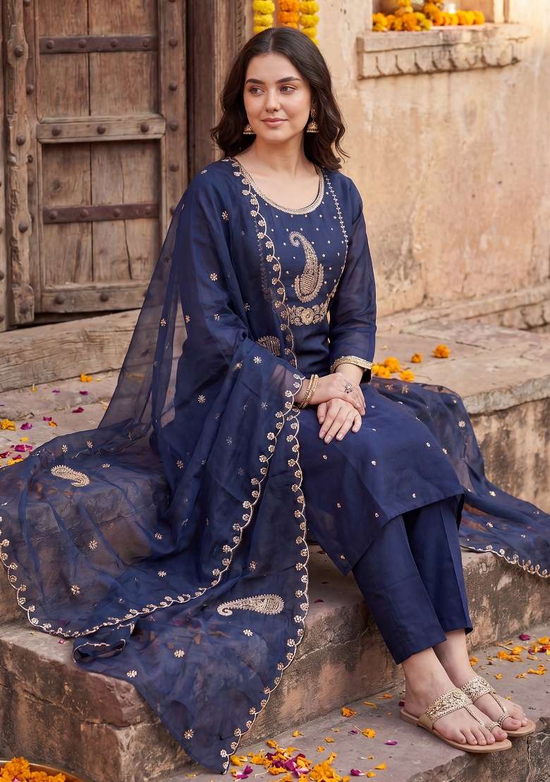 Blue Embroidery Silk Kurta Set - Indya