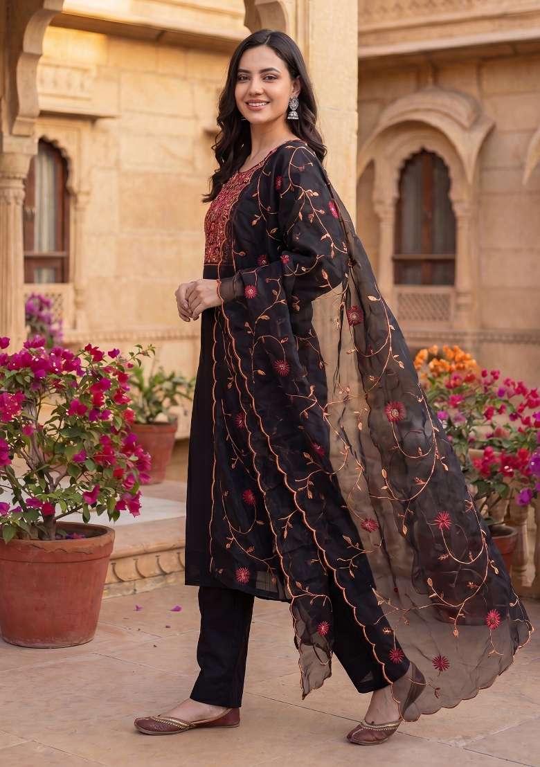 Black Embroidery Silk Kurta Set - Indya