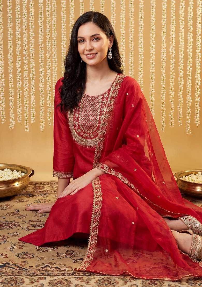 Red Embroidery Liva Kurta Set - Indya