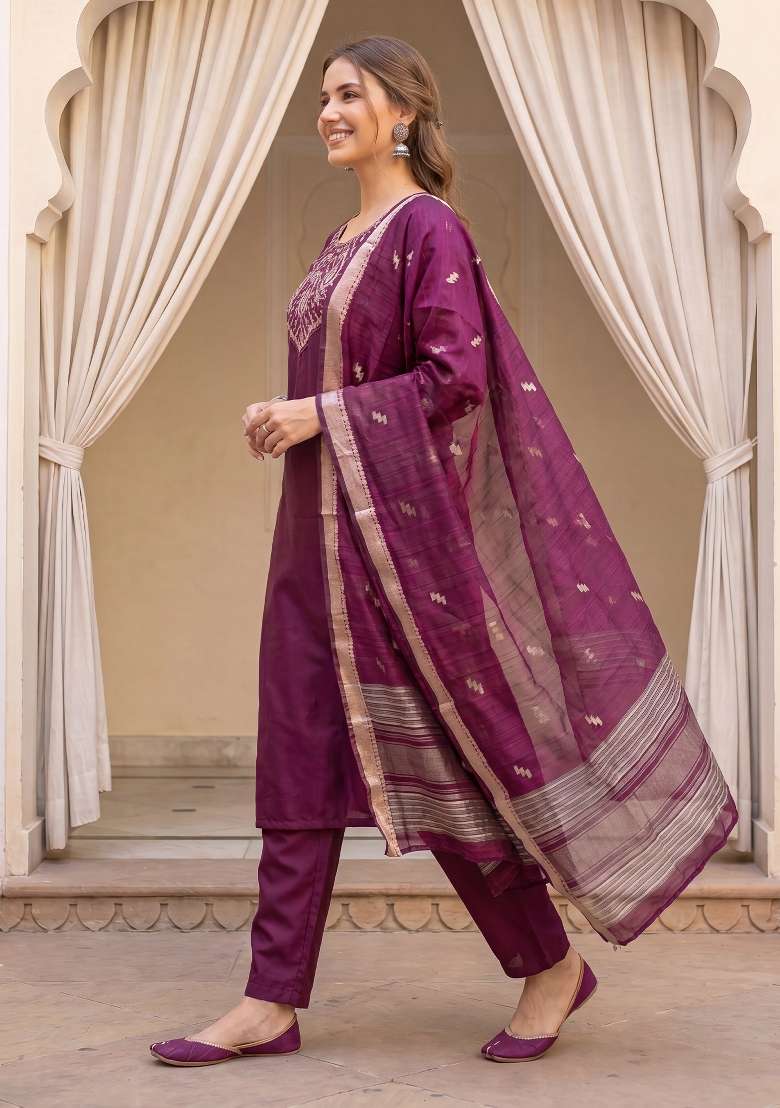 Burgundy Embroidery Silk Kurta Set - Indya