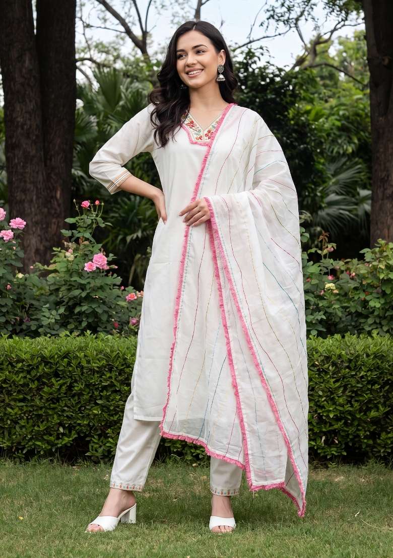 White Embroidery Silk Kurta Set - Indya