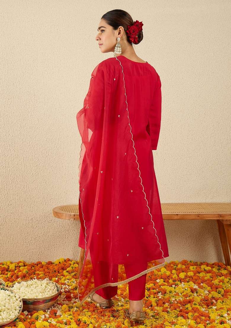 Red Embroidery Liva Kurta Set - Indya