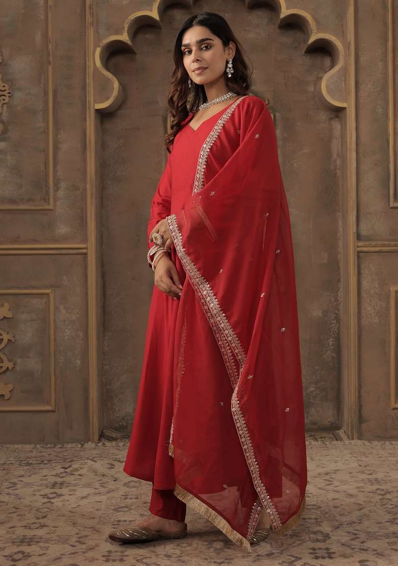 Red Solid Liva Kurta Set - Indya