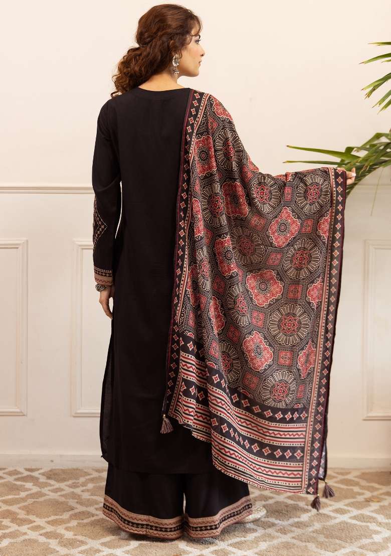 Black Embroidery Viscose Kurta Set - Indya
