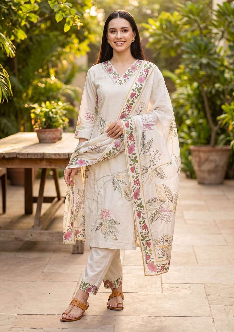 Off White Embroidery Viscose Kurta Set - Indya