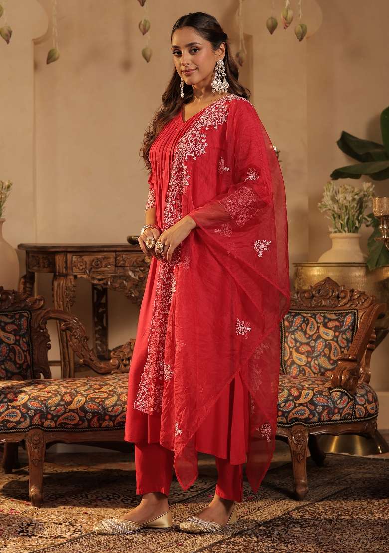 Pink Embroidery Viscose Kurta Set - Indya