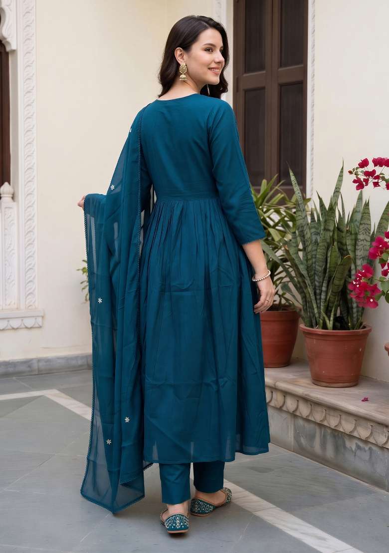 Blue Embroidery Cotton Kurta Set - Indya