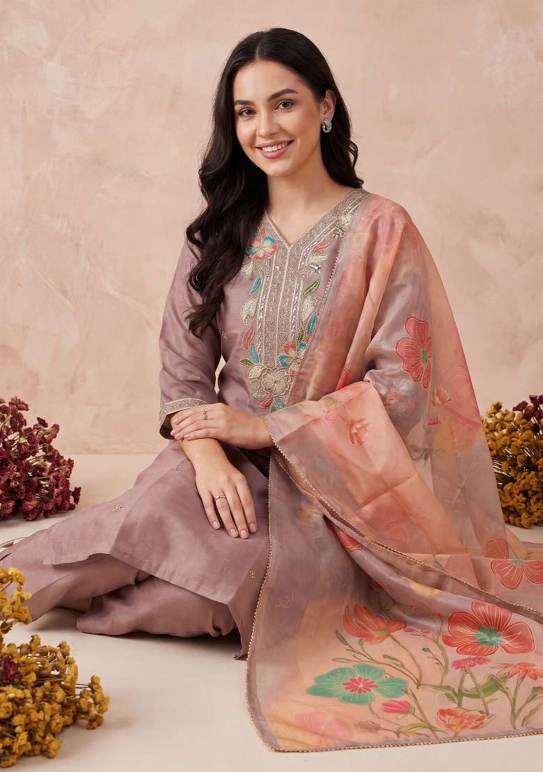 Mauve Embroidery Silk Kurta Set - Indya