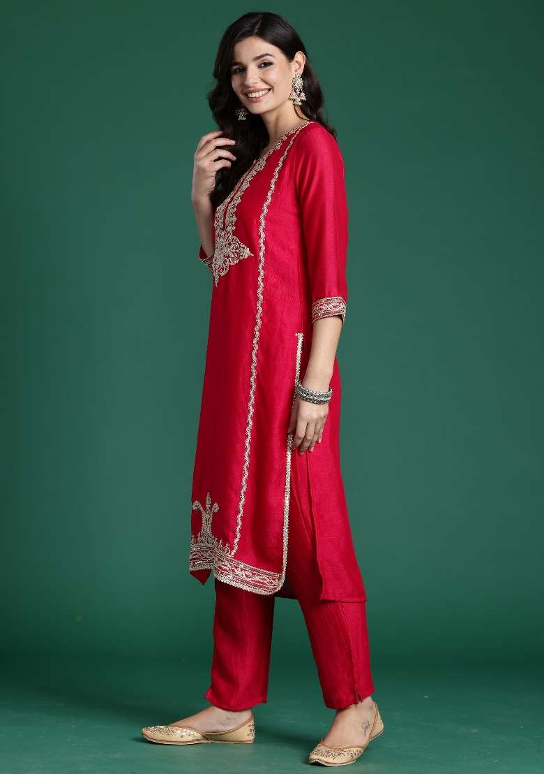 Magenta Embroidery Silk Kurta Set - Indya