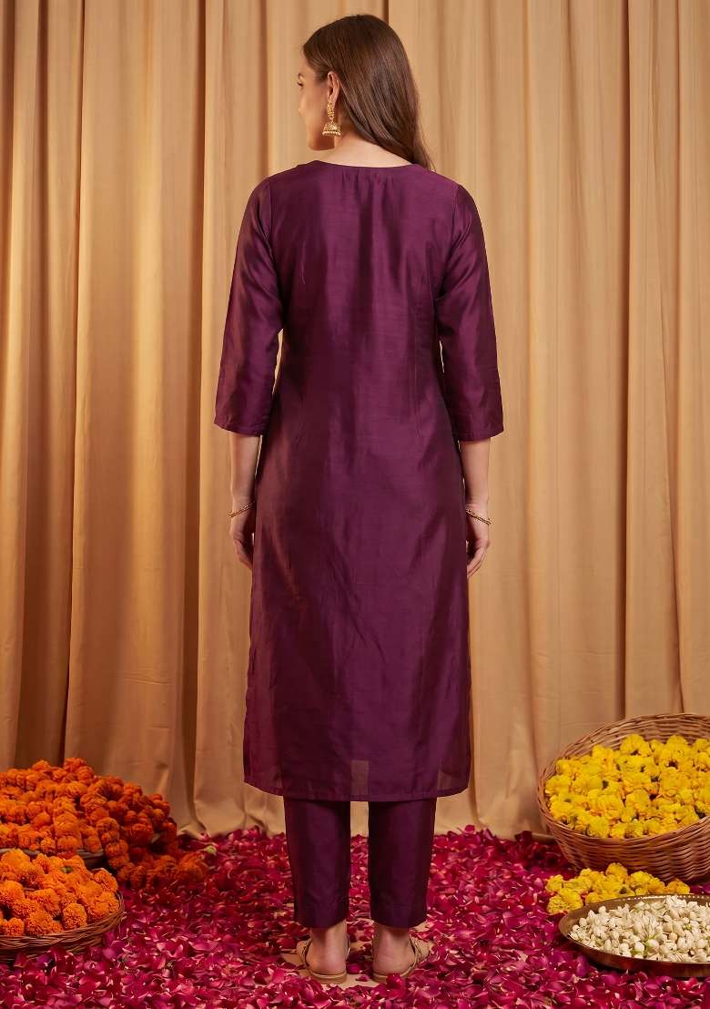 Burgundy Embroidery Silk Kurta Set - Indya