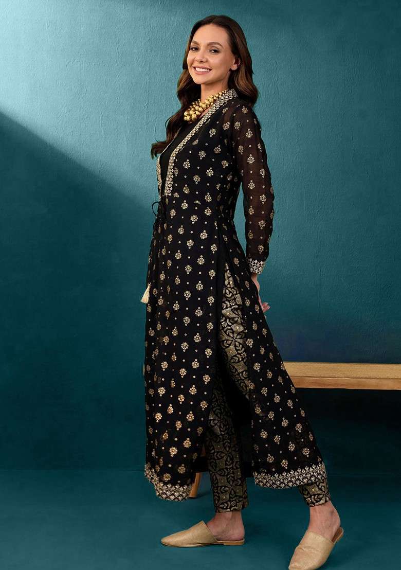 Black Solid Vichitra Kurta Set - Indya