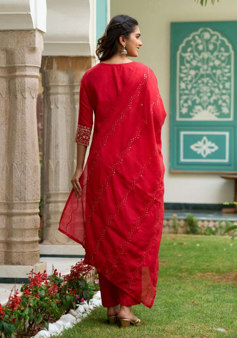 Red Embroidered Chanderi Straight Kurta Set - Indya