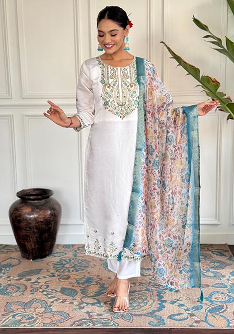 Blue Embroidered Chanderi Viscose Kurta Set