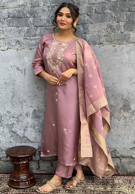 Onion Pink Embroidered Viscose Kurta Set