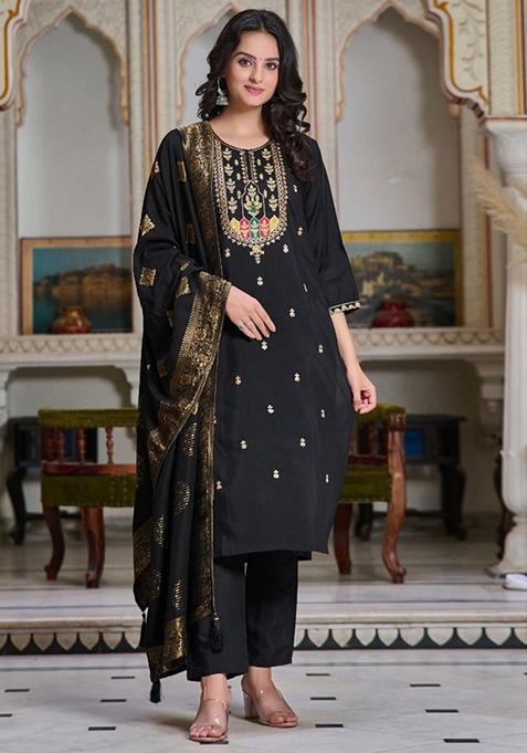 Black Embroidered Chanderi Kurta Set