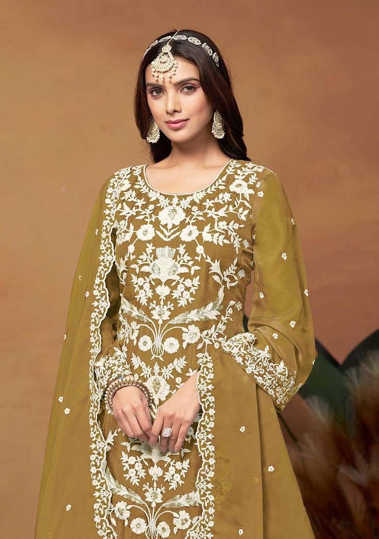 Green Embroidered Organza Kurta Set - Indya