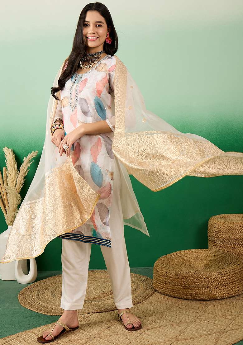 White Hand Embroidered Organza Kurta Set - Indya