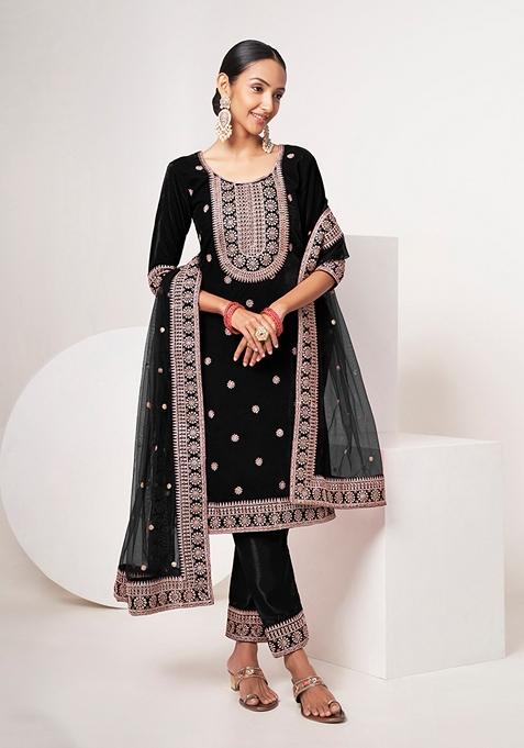 Black Embroidered Velvet Kurta Set