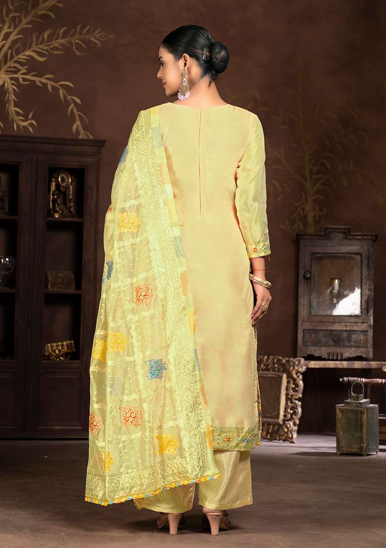 Yellow Hand Embroidered Organza Kurta Set - Indya