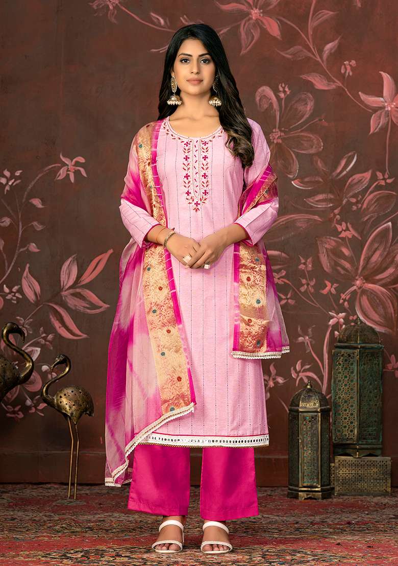 Pink Hand Embroidered Cambric Cotton Kurta Set - Indya