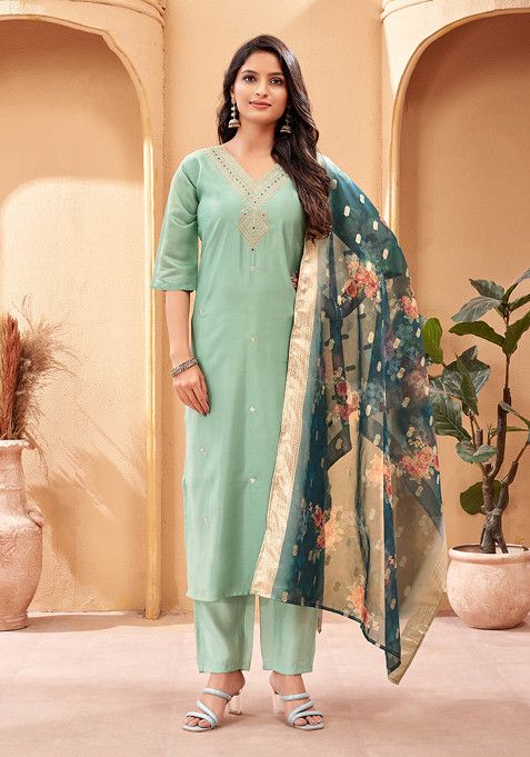 Green Embroidered Viscose Chanderi Kurta Set