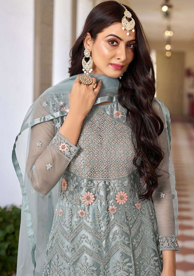Green Embroidered Butterfly Net Kurta Set - Indya