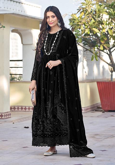 Black Thread Embroidered Georgette Kurta Set